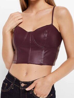 Body Contour Faux Leather Cropped Top (L)